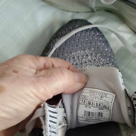 Gray and White Knit Sneakers - Picture 5 of 9